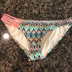Body Glove Swim bottoms-Size Large